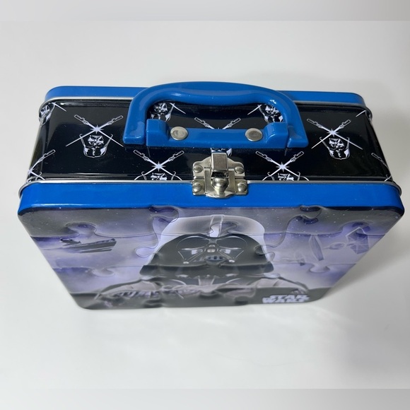 FREE w/ Purchase-Star Wars x Darth Vader - Metal Case / Container / Lunch Box 🧳✨ - Picture 15 of 15